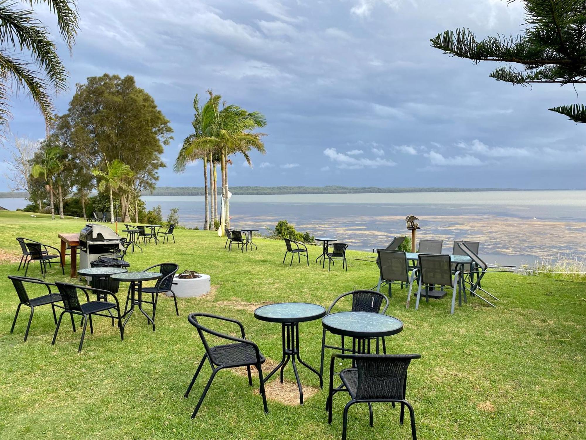 Lakes Aparthotel 4*